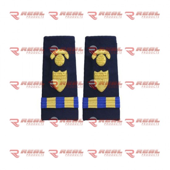 shoulder boards